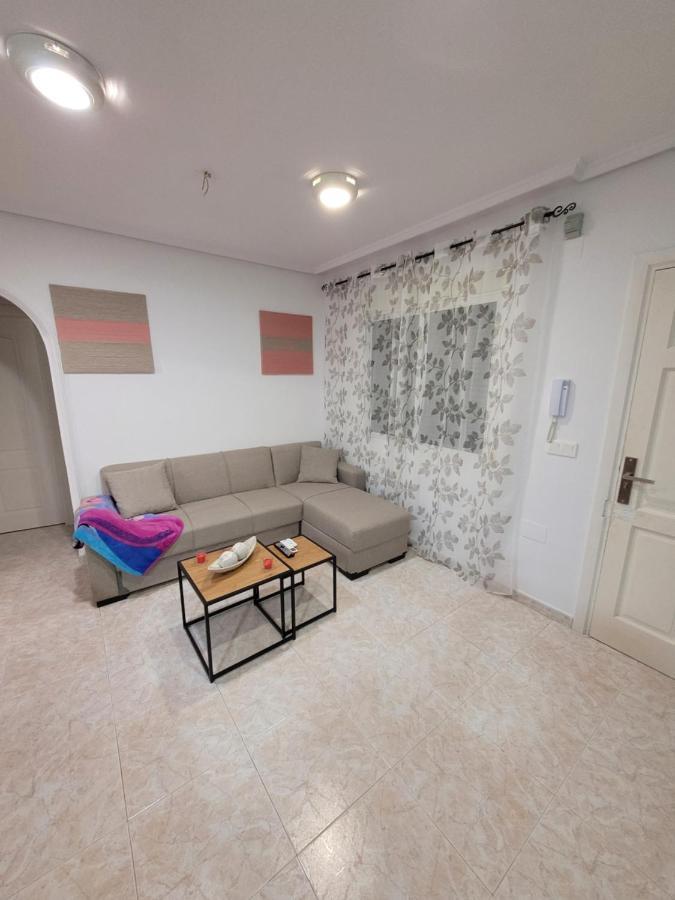 Apartamento Bajo Con Terraza Y Piscina Торевиеха Екстериор снимка