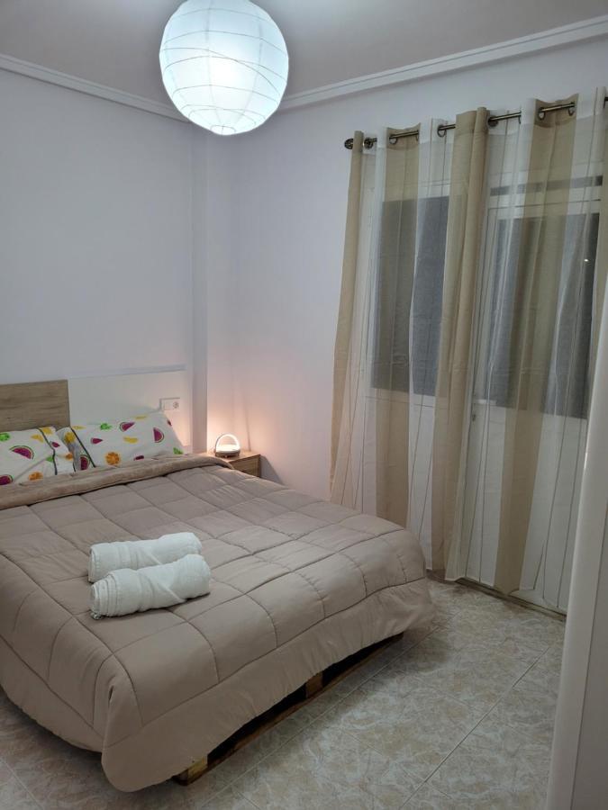 Apartamento Bajo Con Terraza Y Piscina Торевиеха Екстериор снимка