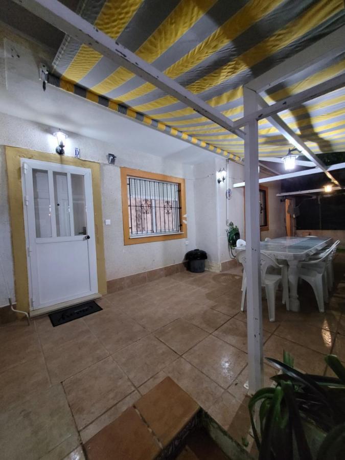 Apartamento Bajo Con Terraza Y Piscina Торевиеха Екстериор снимка