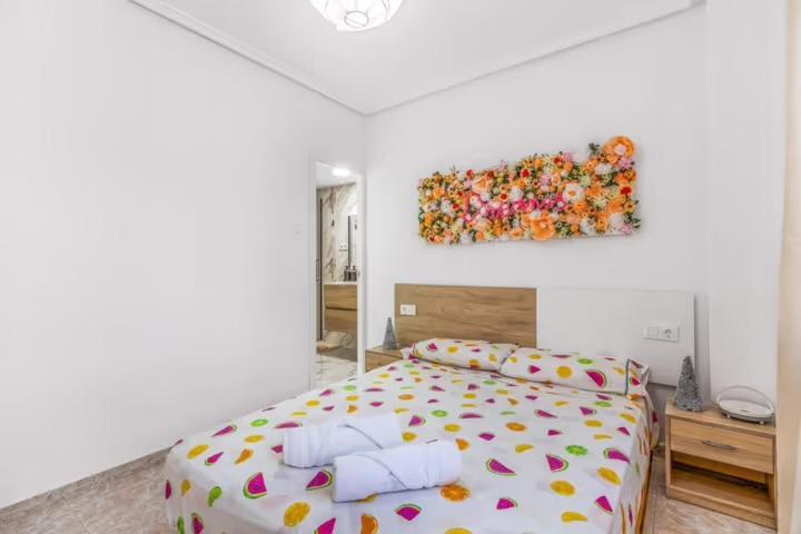 Apartamento Bajo Con Terraza Y Piscina Торевиеха Екстериор снимка